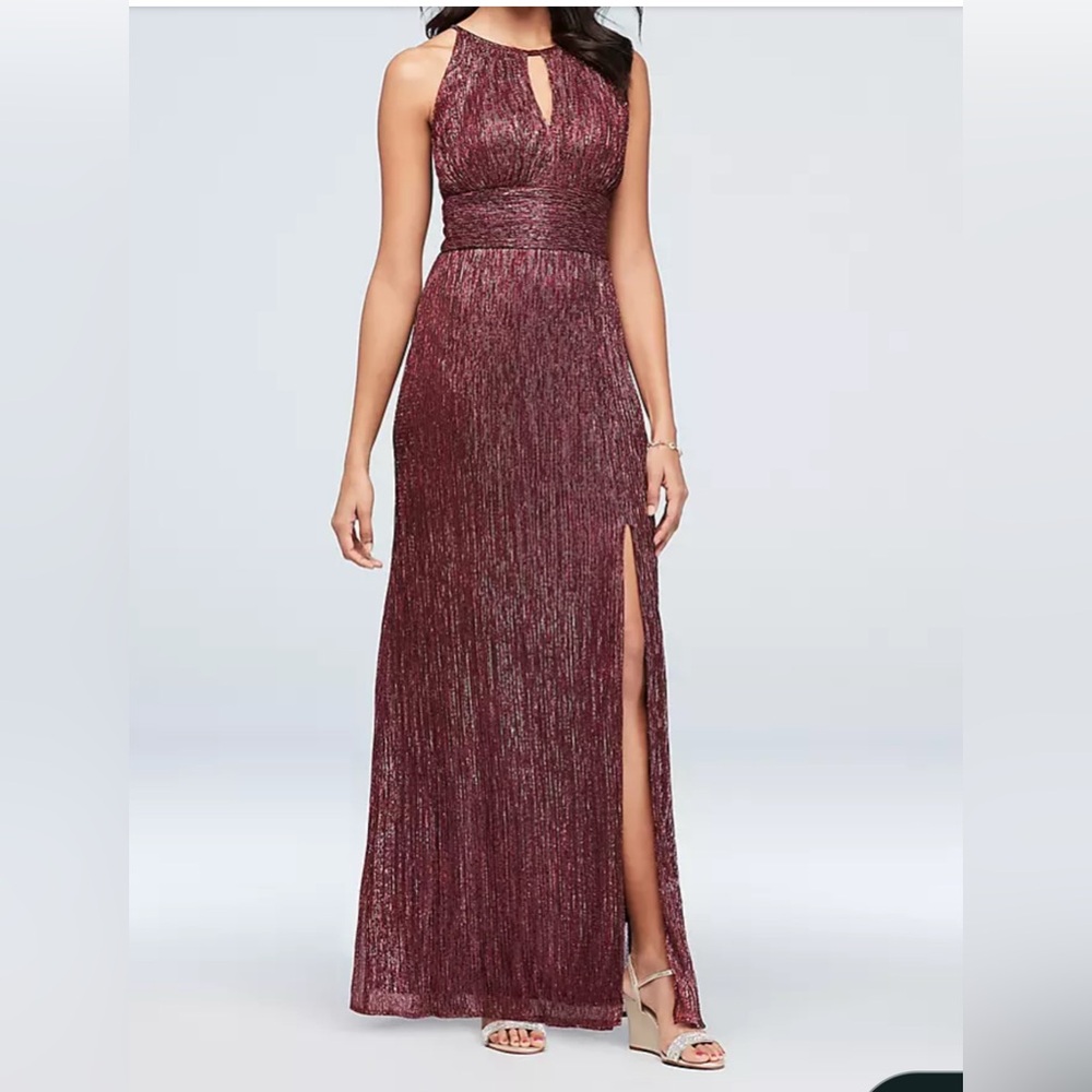 R&M Richard’s Metallic Keyhole Halter A-Line dress Merlot color  size 12P NWT
